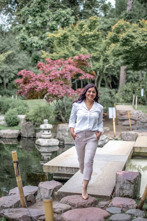 Dr Belynder Walia - Serene Lifestyles An Online & On-Set Psychotherapy Practice