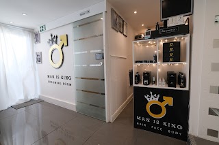 MAN IS KING Grooming Room