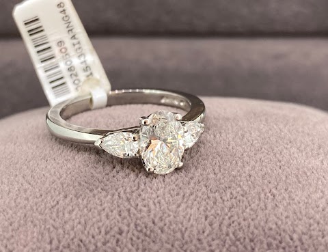 Lanes Fine Jewellery, Leicester | Luxury Jewellery & Engagement Rings
