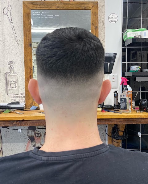 Top cuts barber shop