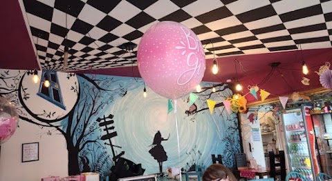 Mad Hatters Tea Room