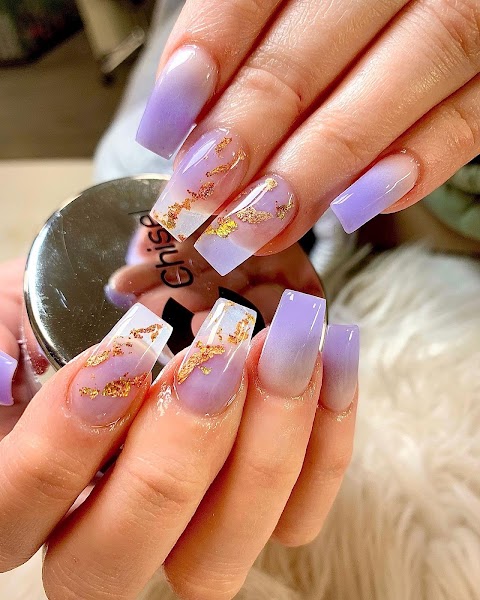 Manhattan Nails