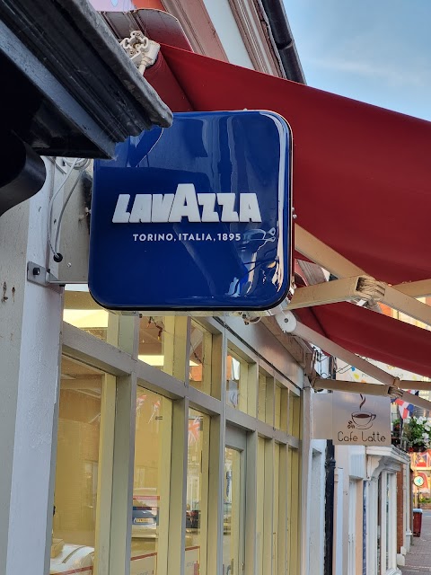 Cafe Latte Lavazza Stony Stratford