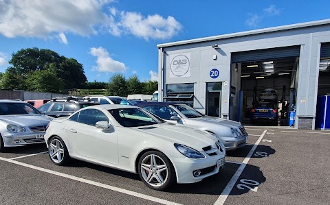 D & B Automotive Independent Mercedes Benz Specialist Bristol