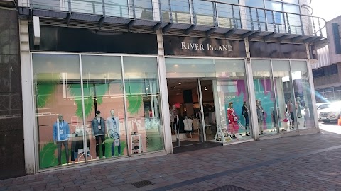 River Island