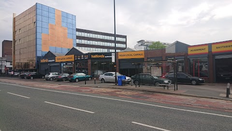 Halfords Autocentre Manchester (Stretford)