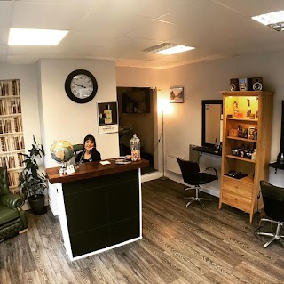 Suebyz Hair Studio