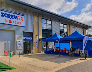 Screwfix Ascot