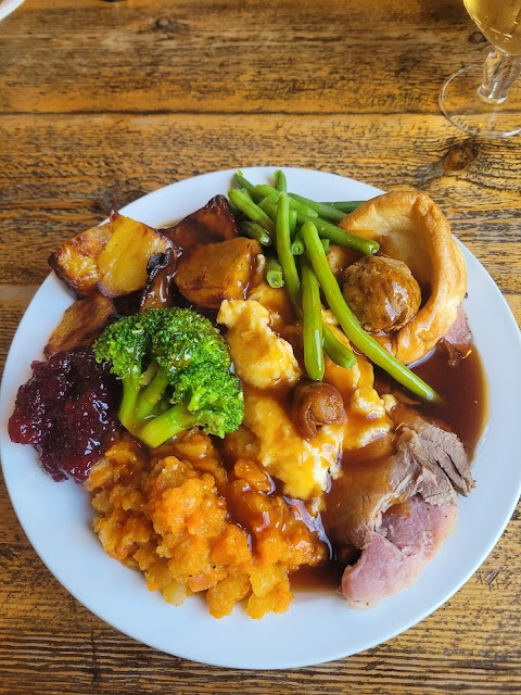 CookHouse Pub & Carvery