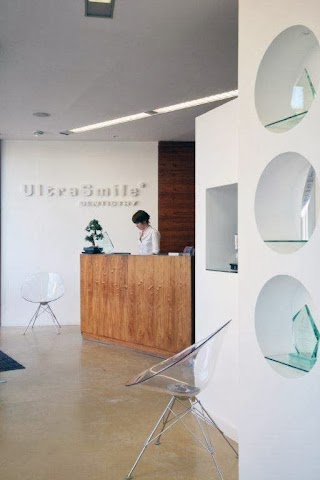 UltraSmile* (UK's Private Practice of the Year)