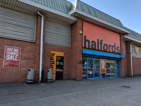 Halfords - Wolverhampton