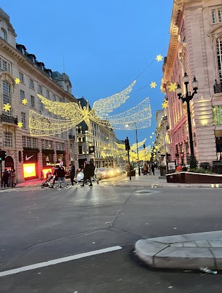 Piccadilly Circus