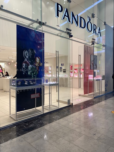 Pandora Bradford