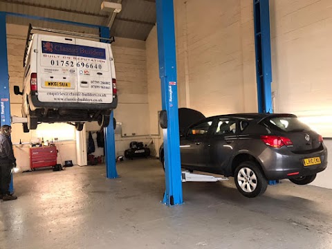 HiQ Tyres & Autocare Plymouth