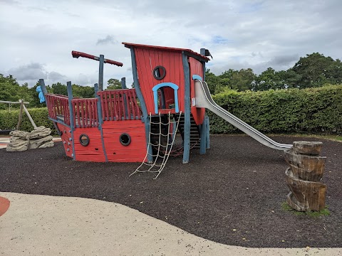 California Play Park and pool