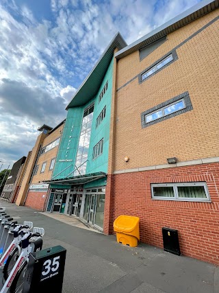 St Peter's Health Centre - Leicester