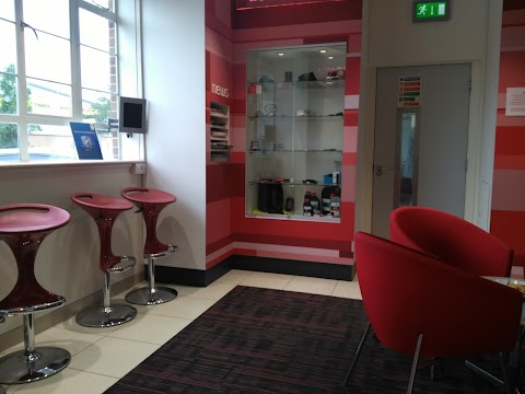 Currie Motors Toyota Isleworth Service Centre