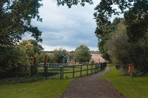 Greenfield Avenue play area