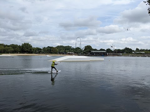 Thorpe Lakes Aqua Park