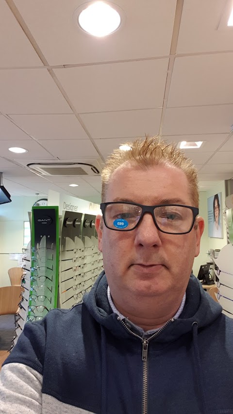 Specsavers Opticians and Audiologists - Rutherglen