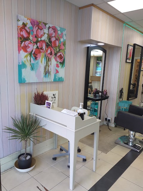 Carmeo Hair Salon