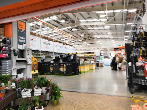 B&Q Paisley