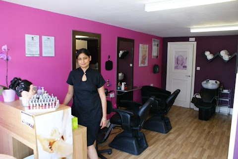 Reena's Hair and Beauty Salon