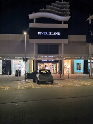 River Island