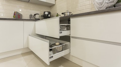 Fitted Kitchens Edinburgh - Kitchen Units & Cabinets
