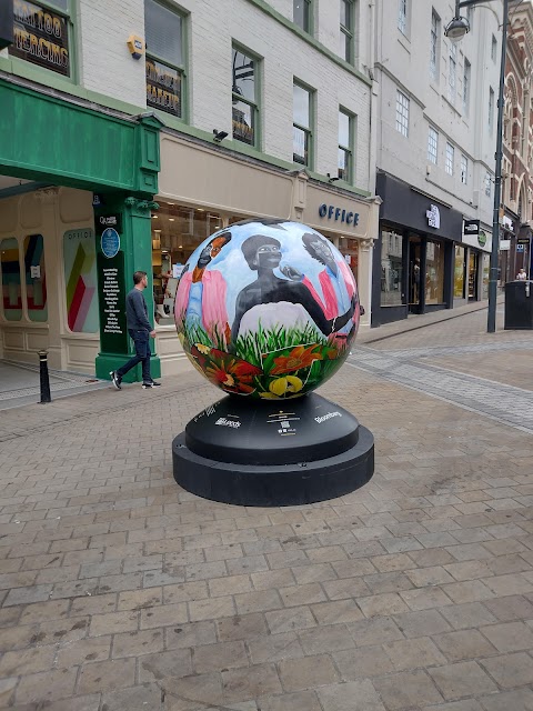 OFFICE Leeds, The Briggate