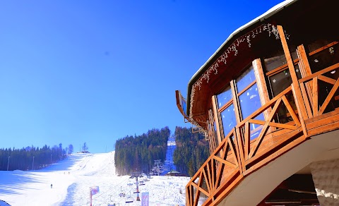 Апарт-готель ZimaSnow Ski & Spa