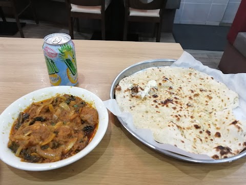 Yadgar Kebab House