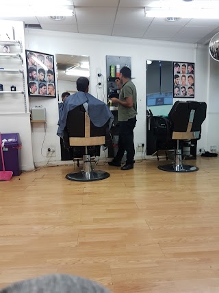 THE BEST BARBERS(YAR VANTHALUM VETTUVOM) TAMIL SALOON