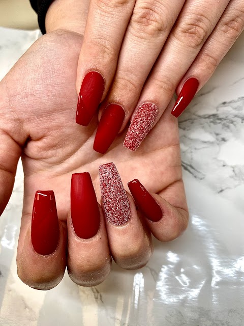 Ivy Nails