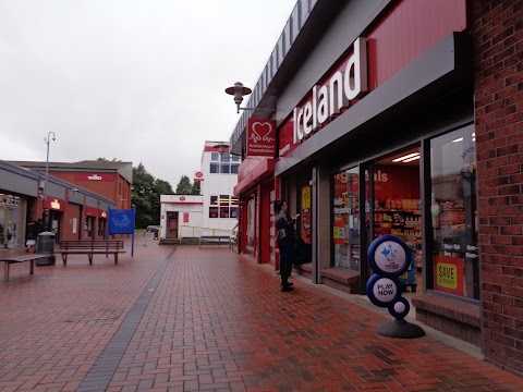 Iceland Supermarket Manchester