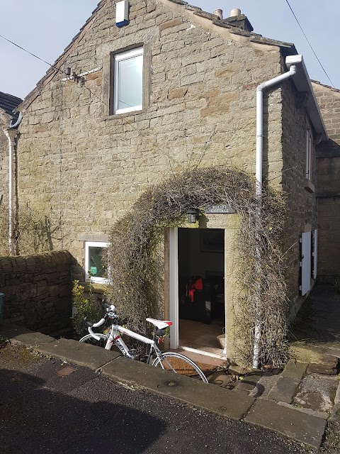 Rokeby Cottage self-catering accommodation in Hathersage, Peak District, Derbyshire