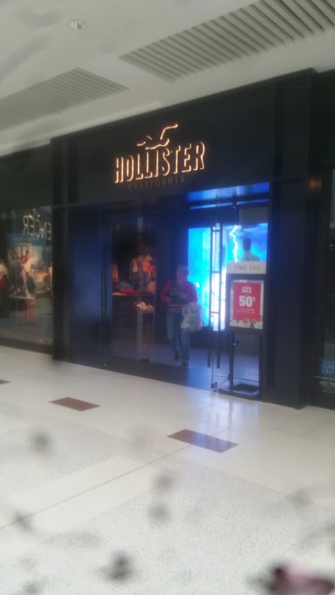 Hollister Co.