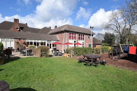 Berry Brook Farm - Dining & Carvery