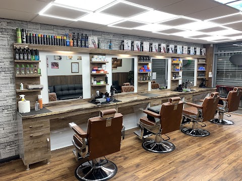 M32 Barber Shop