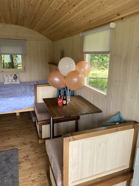 Glamping at Holly Grove Farm