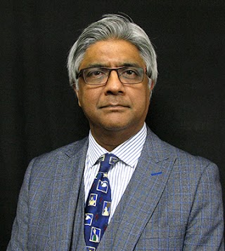 Mr Anil Tailor, Consultant Gynaecologist