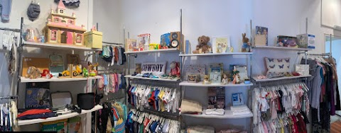 FARA Kids Charity Shop - Richmond Bridge