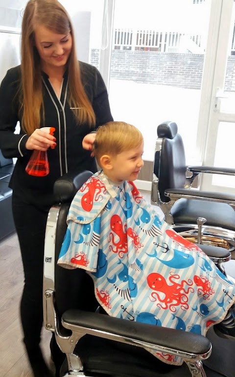 Fitzys Barber in Kettering and hairdresser