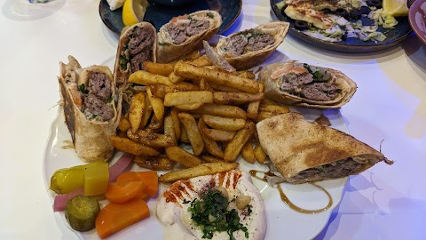 Sapphire House Restaurant مطعم بيت الياقوت