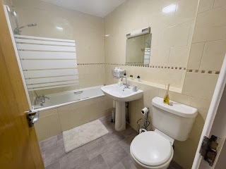 Tailored Apartments, Waltham Cross, Enfield + North London Short Term Lets