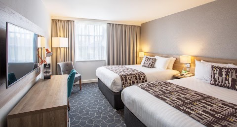 Holiday Inn Ellesmere Port - Cheshire Oaks, an IHG Hotel