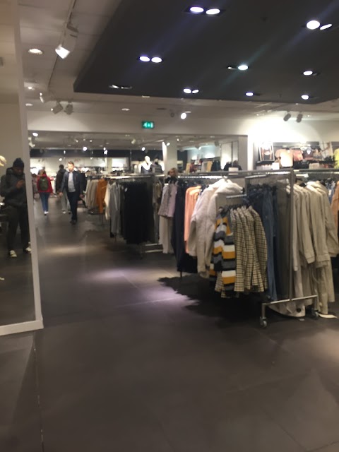 H&M