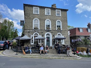 The Wells Tavern