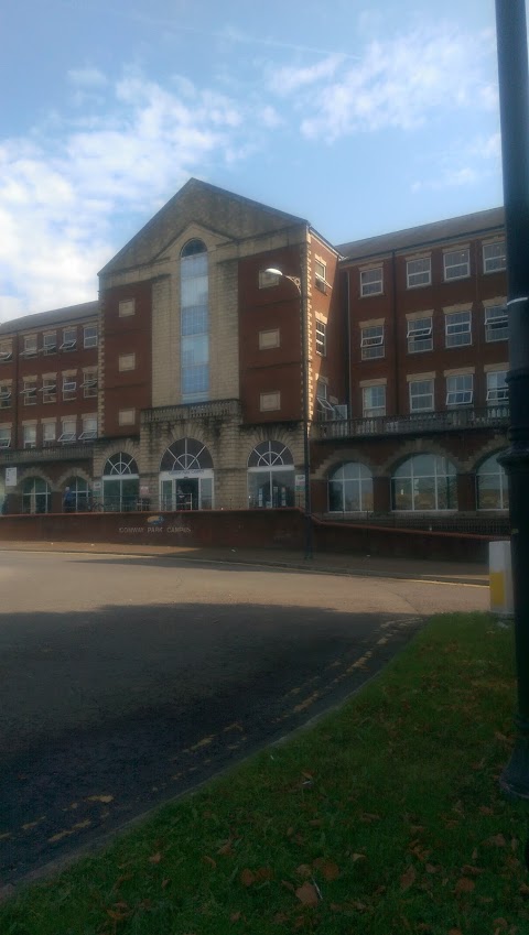 Wirral Met College, Conway Park Campus