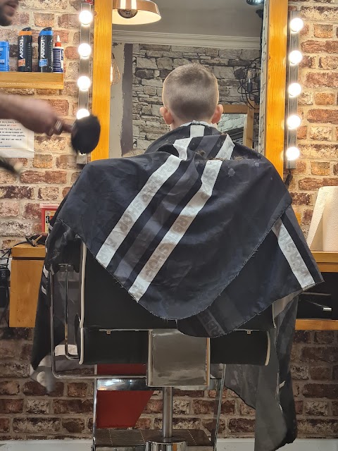 TAZ BARBERS Tile Hill